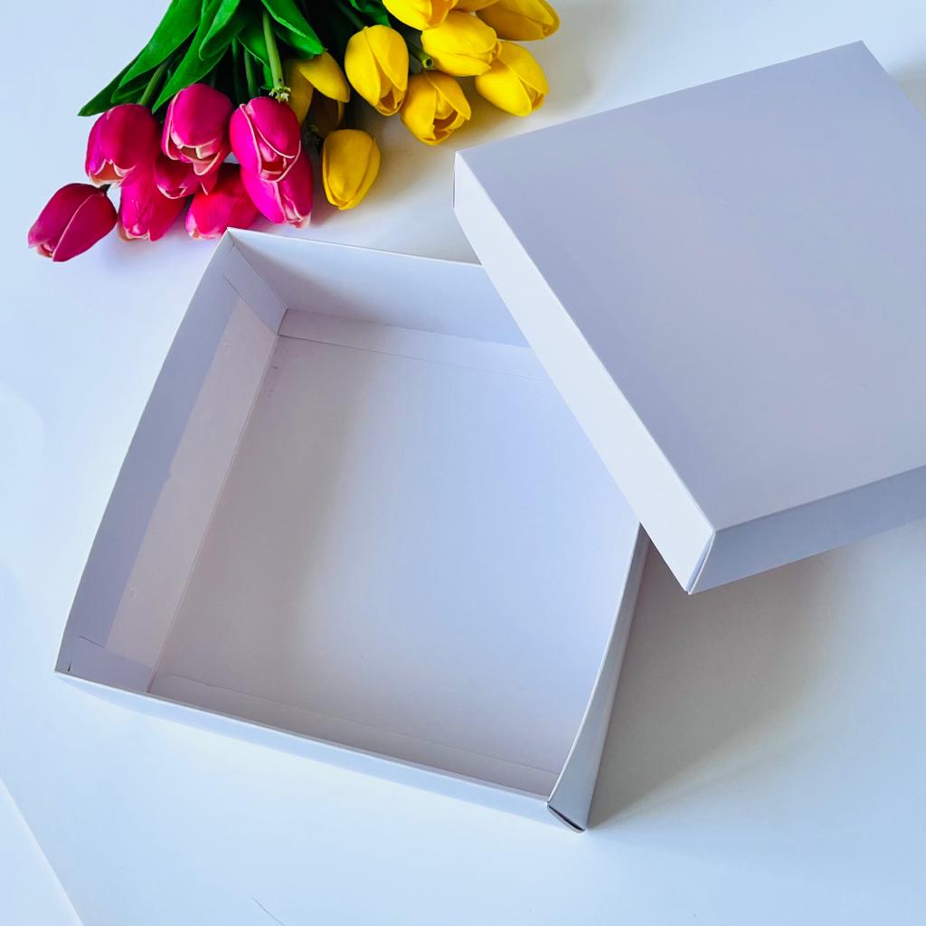 21x21x8 Karton Kutu-Pinyata Kutusu — galeri görseli